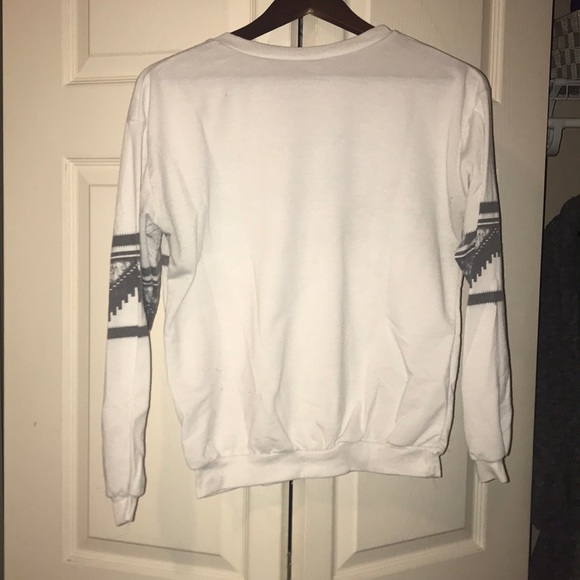 Sweater - Picture 2 of 2